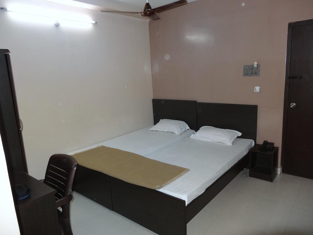 Dwaraka Inn Hyderabad Bilik gambar